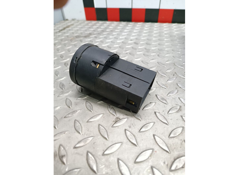 Переключатель света к Volkswagen Passat, 2002г.