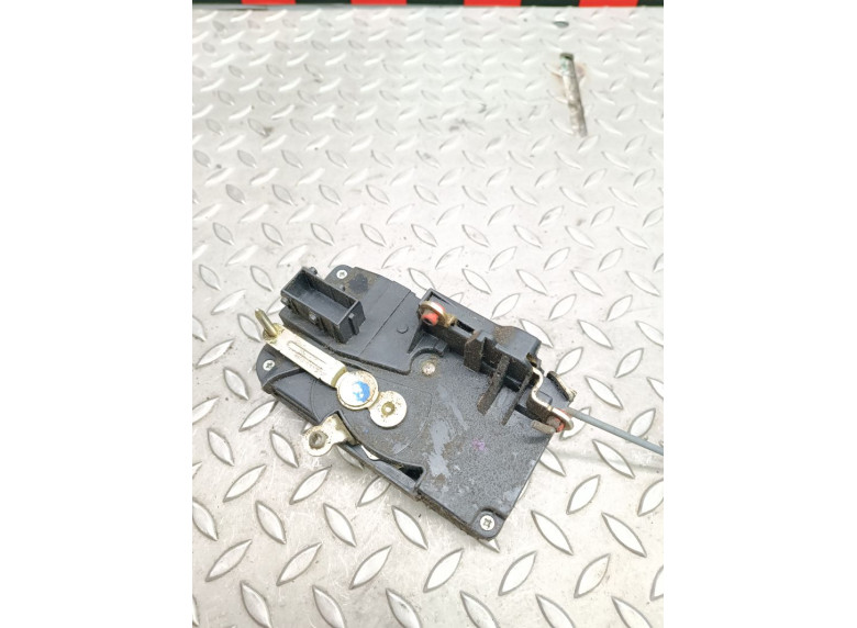 Замок двери передней правой к Citroen Jumpy, 1998г.