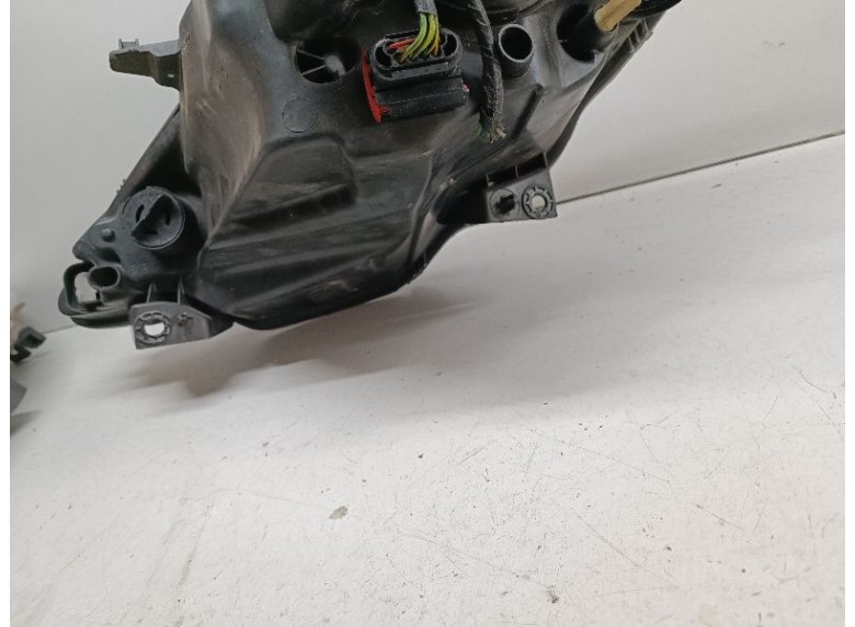 Фара правая к Фара правая к Peugeot 1007 undefined г. 1007