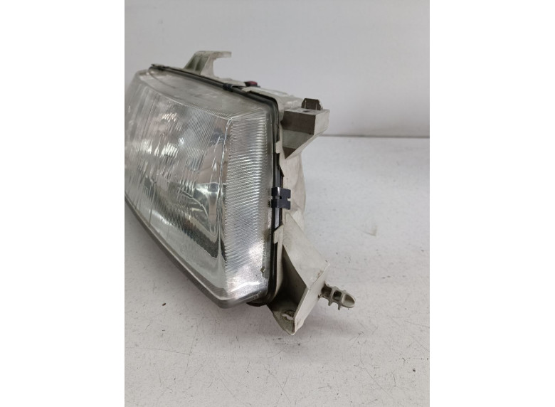 Фара правая к Фара правая к Saab 9-5 undefined г. 9-5