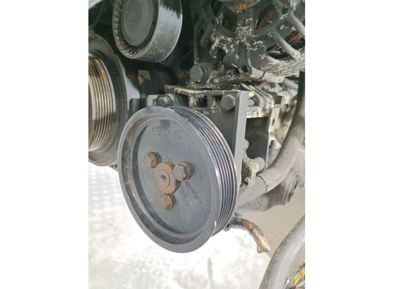 Насос гидроусилителя руля к BMW 3 E46, 2003г.