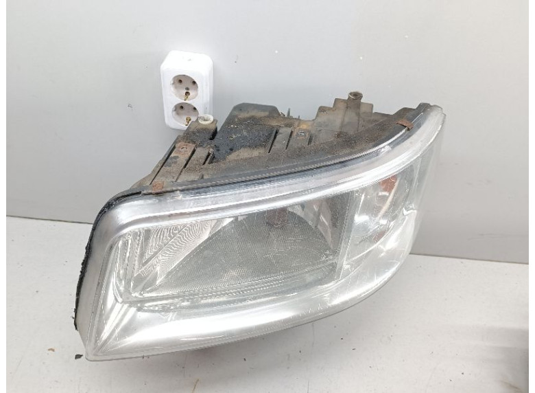 Фара левая к Volkswagen Transporter, 2004г.