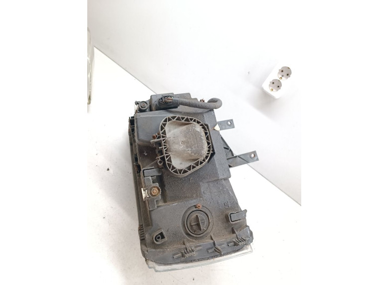 Фара левая к Volkswagen Transporter, 2004г.