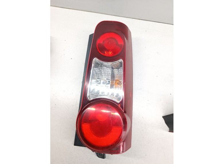 Фонарь задний правый к Peugeot Partner