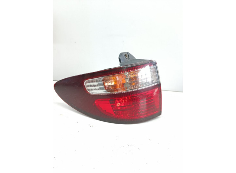 Фонарь задний левый к Toyota Previa, 2003г.