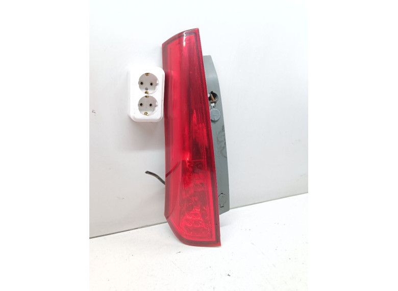 Фонарь задний левый к Kia Ceed