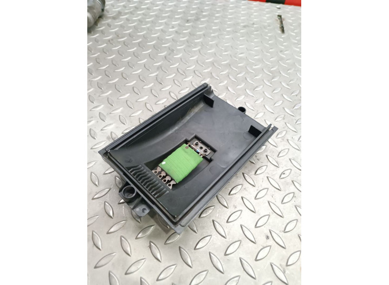 Сопротивление печки к Volkswagen Passat, 1998г.