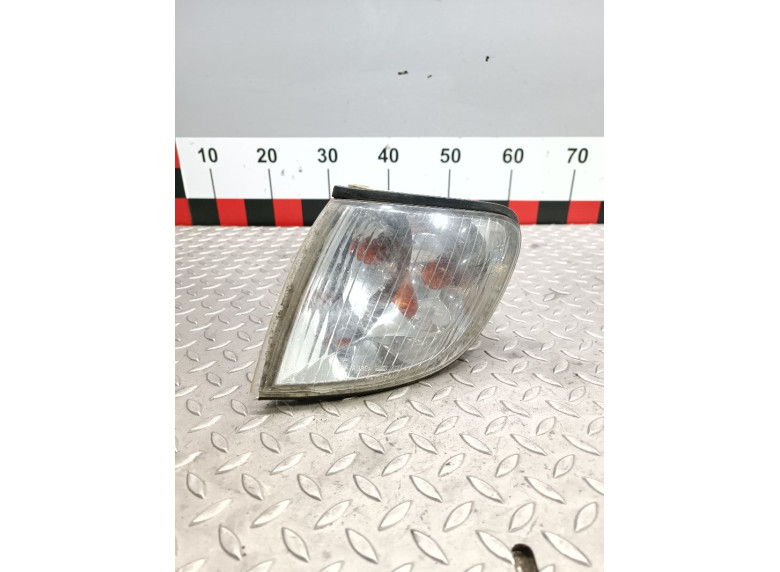 Поворотник левый к Hyundai H1, 2003г.
