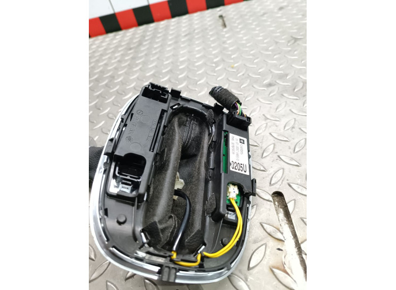 Ручка кулисы КПП к Opel Corsa, 2019г.