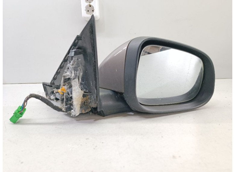 Зеркало наружное правое к Volvo V70, 2008г.