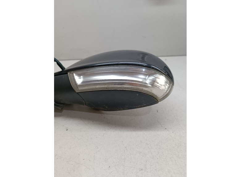 Зеркало наружное левое к Volkswagen Passat, 2004г.