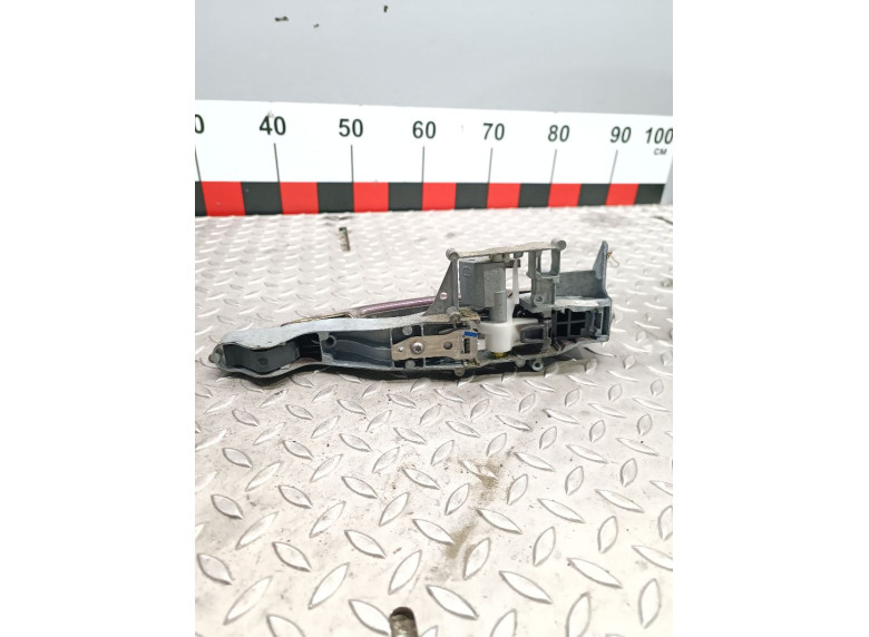 Ручка наружная передняя правая к Citroen C4 Picasso, 2006г.