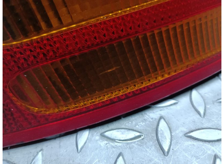 Фонарь задний левый к Dodge Intrepid, 2000г.