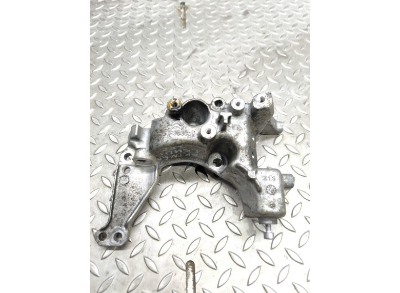 Кронштейн генератора к Peugeot Partner, 2018г.