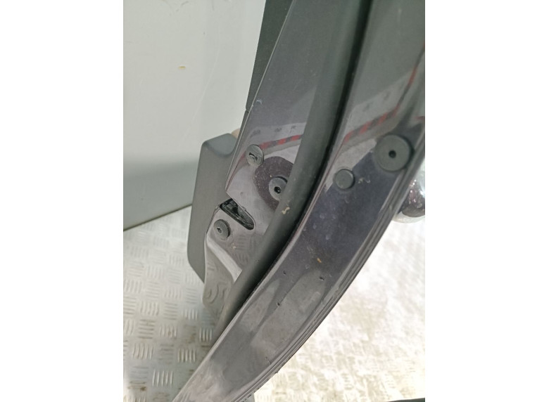 Замок двери передней правой к Volkswagen Passat, 2007г.