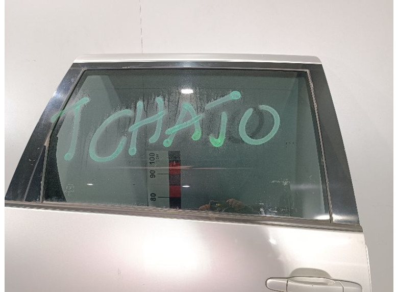 Стекло двери задней правой к Toyota Previa, 2003г.