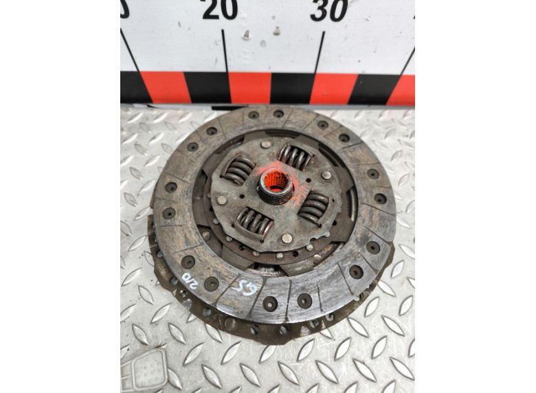 Комплект сцепления к Volkswagen Golf, 1996г.