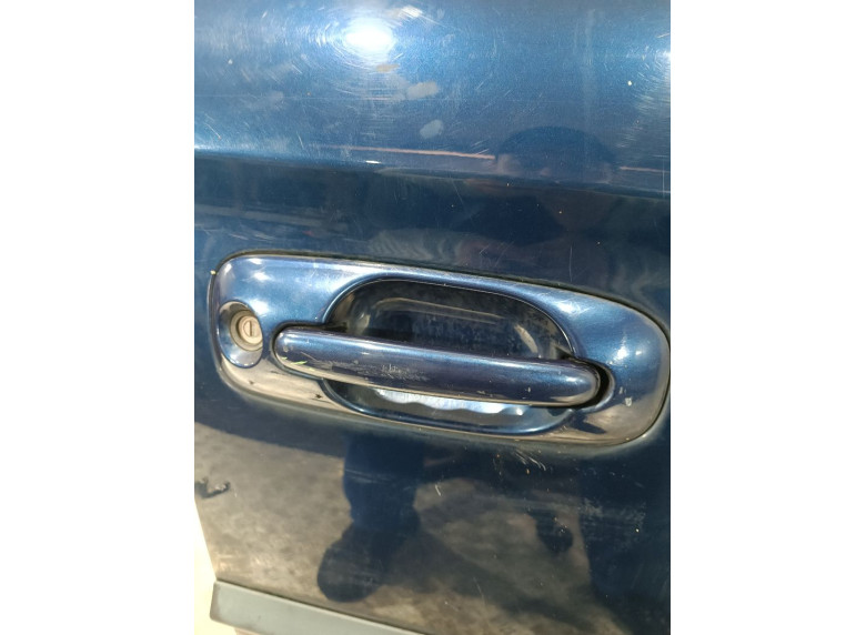 Ручка наружная передняя правая к Chrysler Voyager, 2002г.