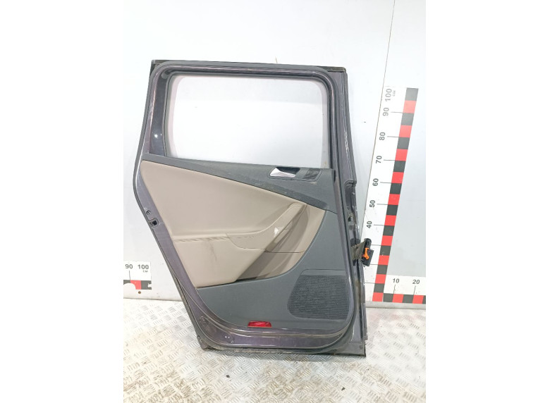 Дверь задняя левая к Volkswagen Passat, 2007г.