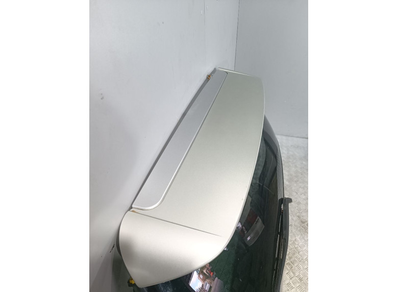 Спойлер к Toyota Previa, 2003г.