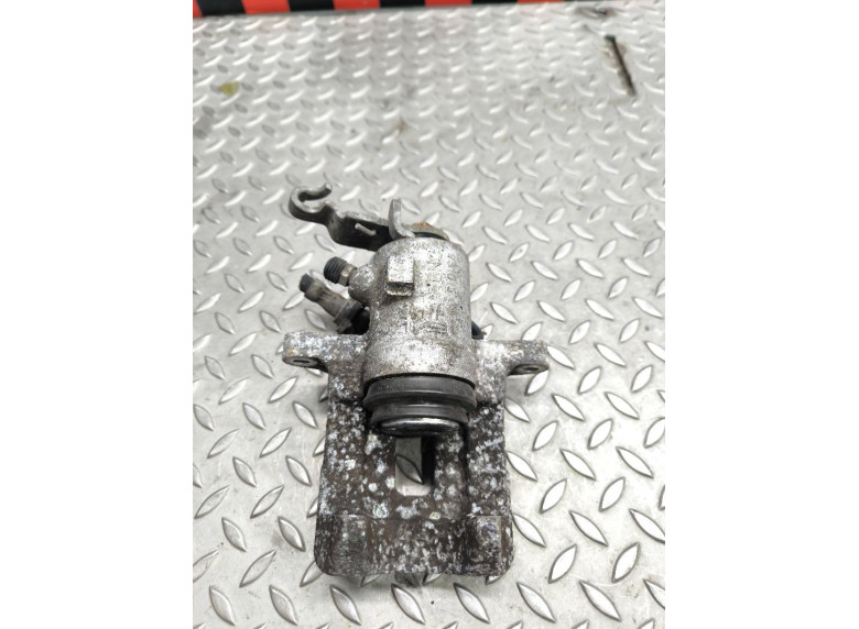 Суппорт задний левый к Volkswagen Golf, 2006г.