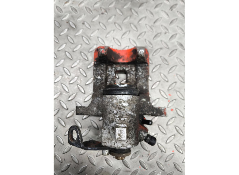 Суппорт задний правый к Volkswagen Golf, 2000г.