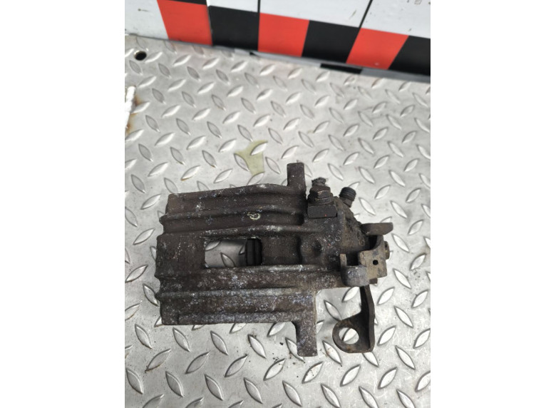 Суппорт задний левый к Volkswagen Golf, 2000г.