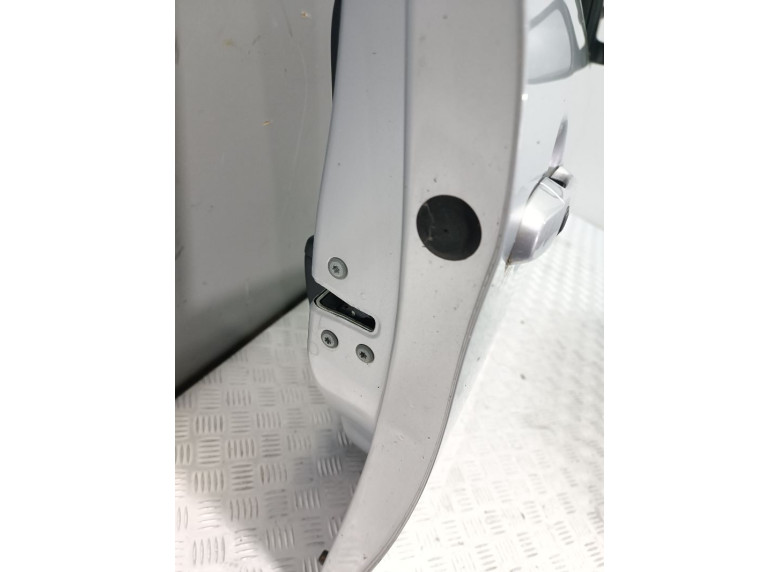 Замок двери передней правой к Citroen C1, 2014г.