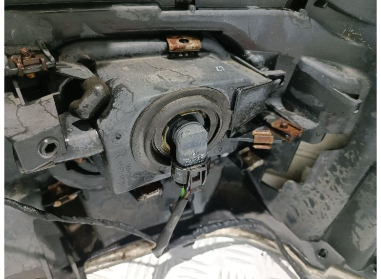 Фара противотуманная правая к Mercedes C W203, 2005г.