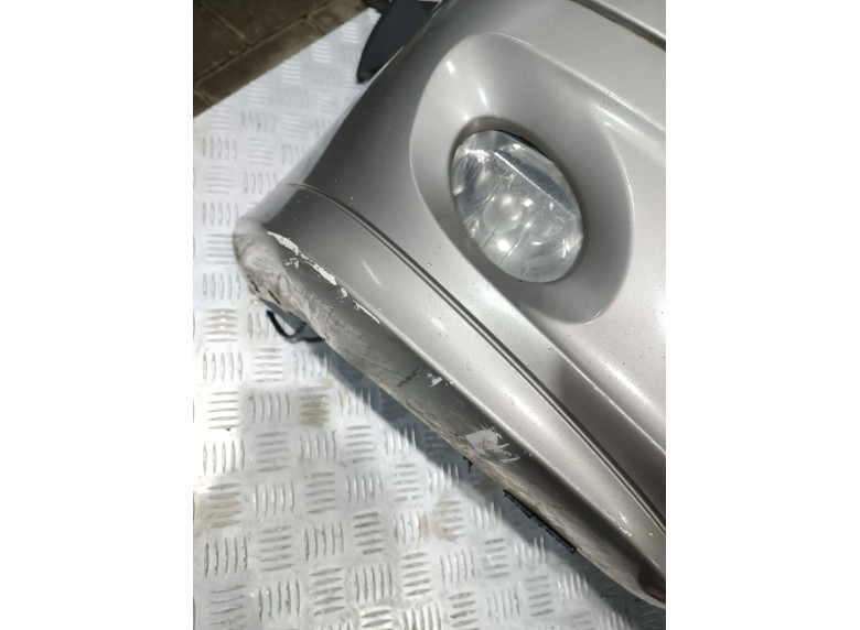 Бампер передний к Mercedes C W203, 2005г.