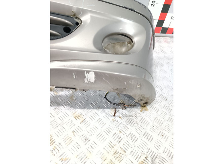 Бампер передний к Mercedes C W203, 2005г.