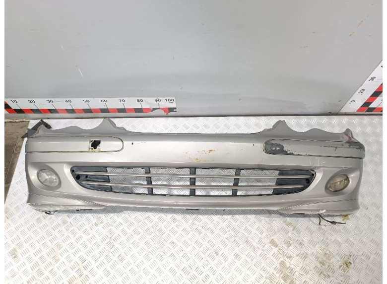 Бампер передний к Mercedes C W203, 2005г.