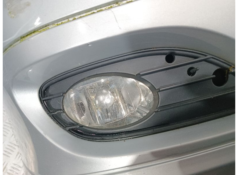 Фара противотуманная правая к Mercedes C W203, 2004г.