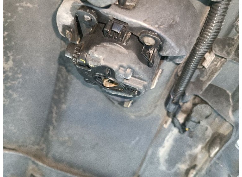 Фара противотуманная правая к Фара противотуманная правая к Peugeot 607 undefined г. 607