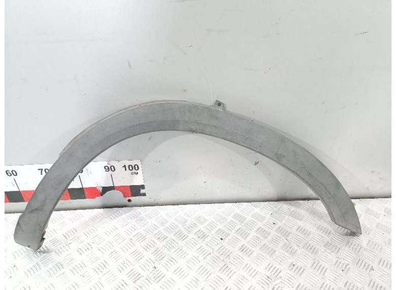 Молдинг крыла переднего правого к Iveco Daily, 2001г.