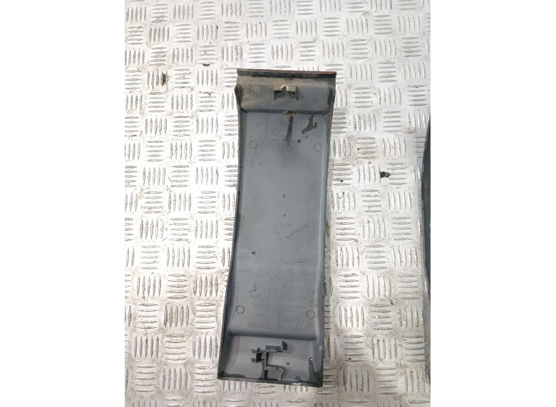 Молдинг крыла к Iveco Daily, 2001г.