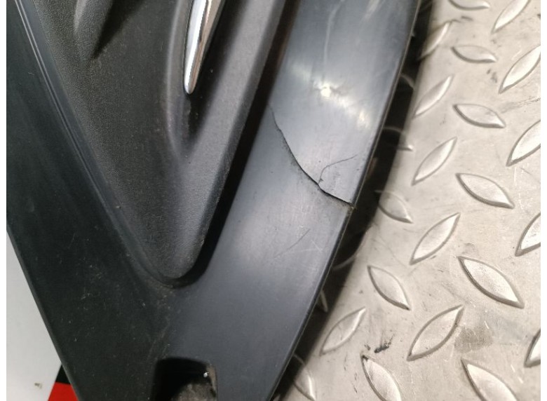 Заглушка (решетка) в бампер передний к Заглушка (решетка) в бампер передний к Hyundai i20 undefined г. i20