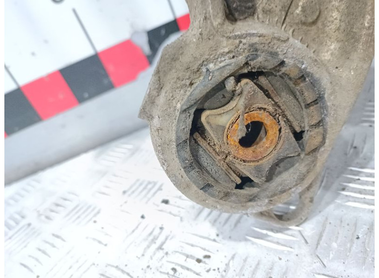 Балка подвески задняя к Citroen C5, 2002г.
