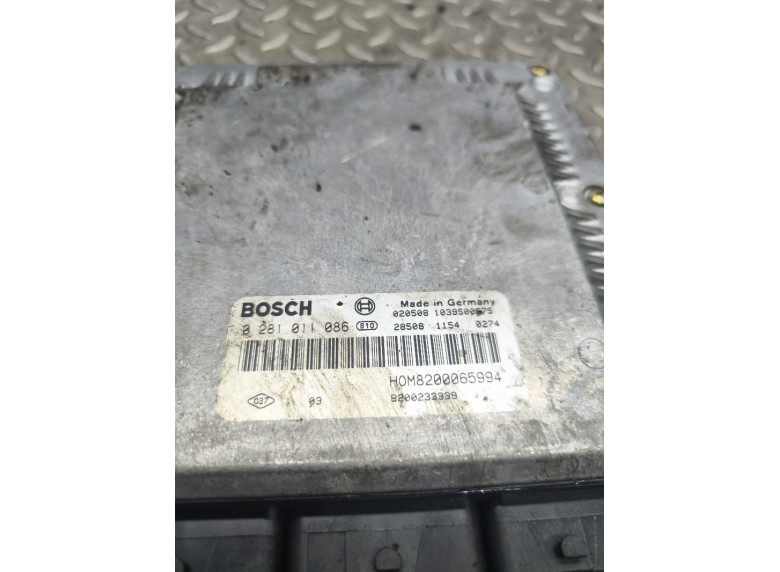 Блок управления двигателем к Блок управления двигателем к Volvo V40 undefined г. V40