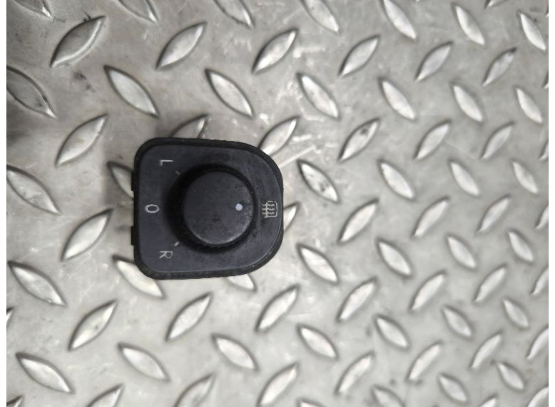 Джойстик регулировки зеркал к Volkswagen Passat, 2006г.