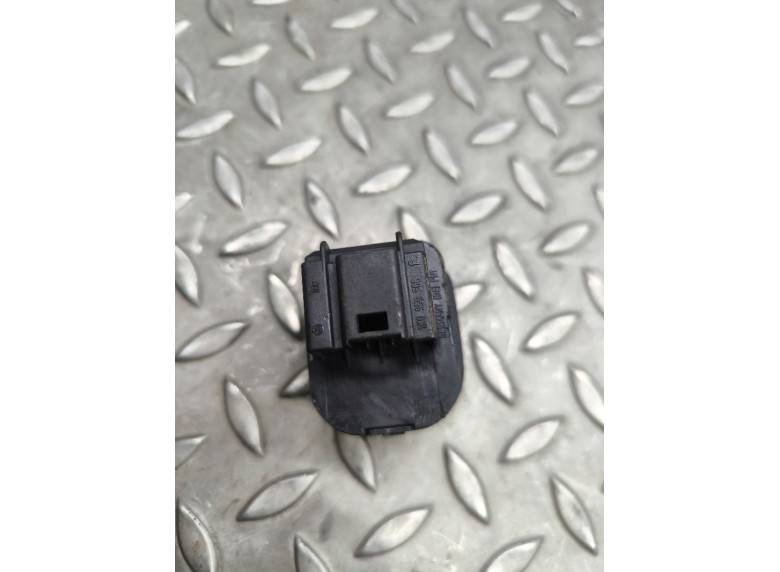 Джойстик регулировки зеркал к Volkswagen Passat, 2006г.