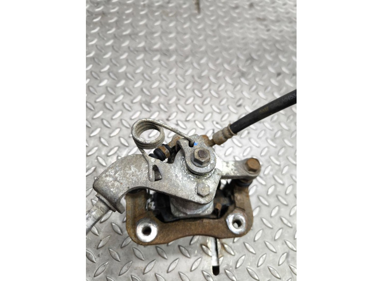 Суппорт задний правый к Hyundai i10, 2013г.
