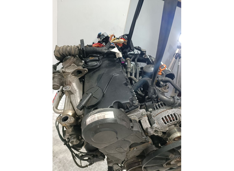 Форсунка к Volkswagen Passat, 2004г.