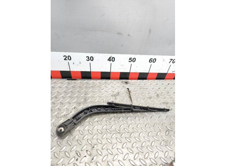 Щеткодержатель задний к Щеткодержатель задний к Suzuki Alto undefined г. Alto