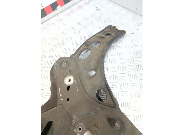 Рычаг передний правый к Opel Vivaro, 2017г.