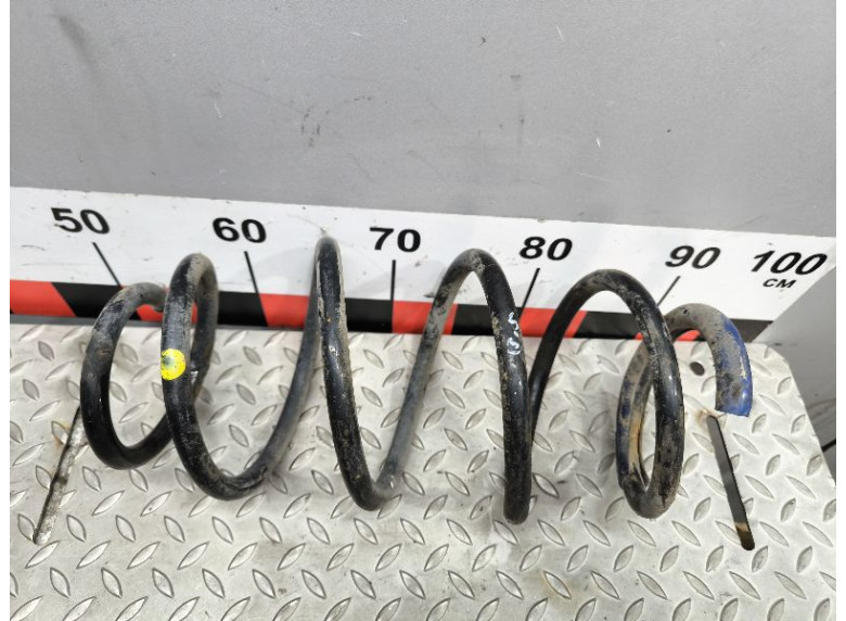 Пружина передняя к Opel Vectra, 2003г.