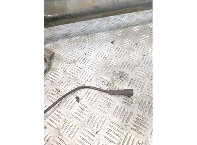 Ступица задняя левая к Volkswagen Passat, 1995г.