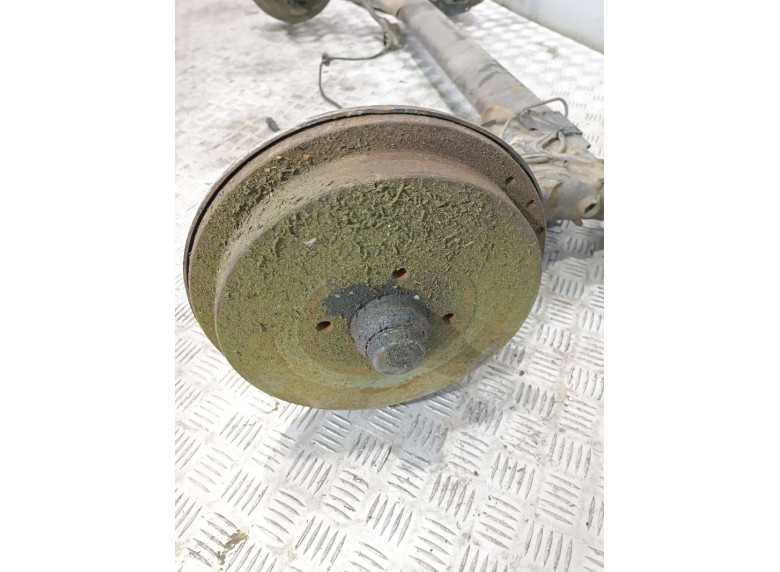 Ступица задняя правая к Volkswagen Passat, 1995г.