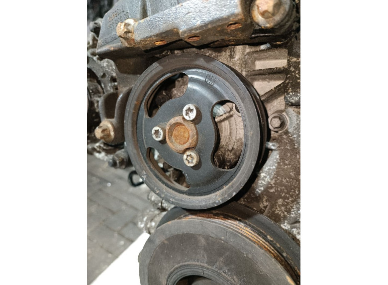 Шкив помпы к Opel Zafira, 2002г.