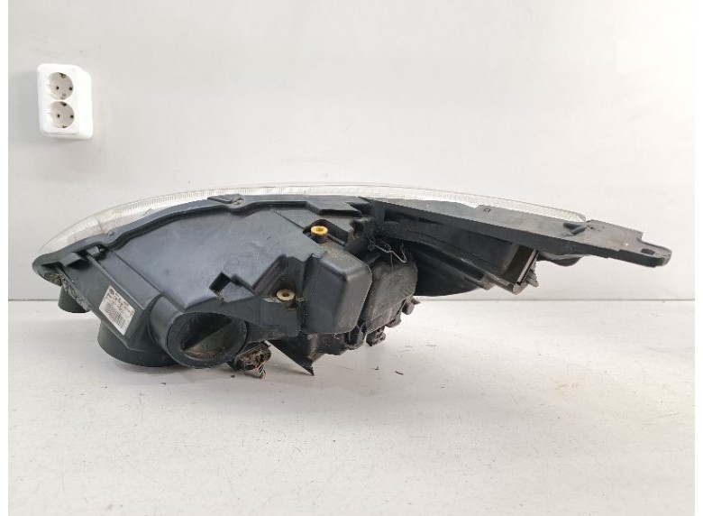 Фара правая к Фара правая к Ford C-Max undefined г. C-Max